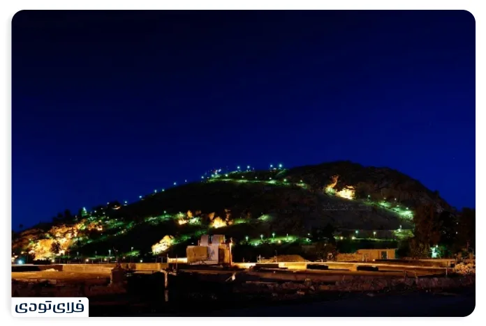 کوهسنگی مشهد در شب
