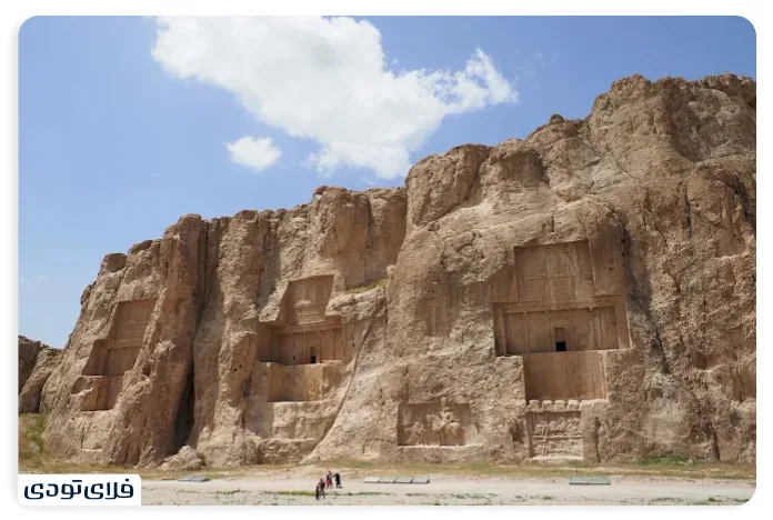 آرامگاه داریوش بزرگ