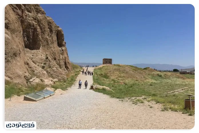 راهنمای بازدید از نقش رستم