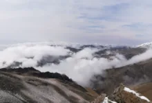 چشم انداز کلکچال از فراز قله